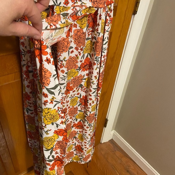 Floral Midi Dress - Picture 3 of 5